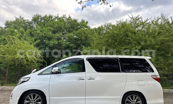 Nunua Ilio tumika Toyota Alphard Nyeupe Gari ndani ya Dar es Salaam nchini Dar es Salaam Nunua Ilio tumika Toyota Alphard Nyeupe Gari ndani ya Dar es Salaam nchini Dar es Salaam