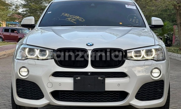 Buy Import BMW X4 White Car in Dar es Salaam in Dar es Salaam Buy Import BMW X4 White Car in Dar es Salaam in Dar es Salaam