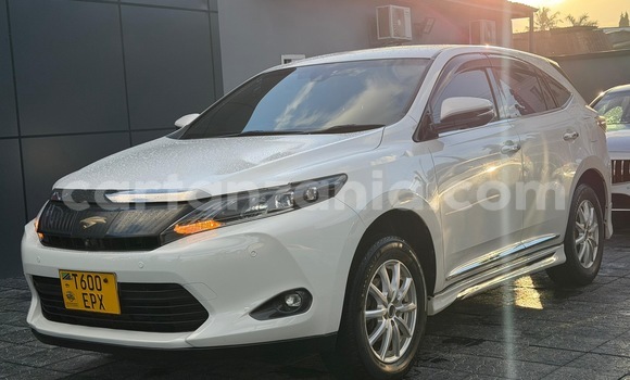 Buy Used Toyota Harrier White Car in Dar es Salaam in Dar es Salaam Buy Used Toyota Harrier White Car in Dar es Salaam in Dar es Salaam