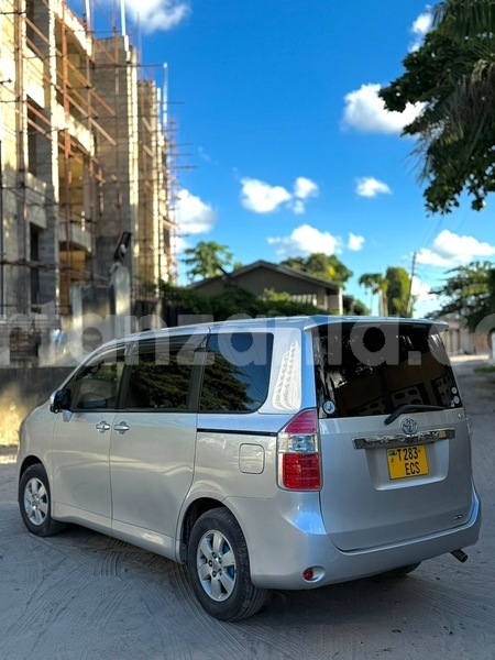 Big with watermark toyota noah dar es salaam dar es salaam 33133