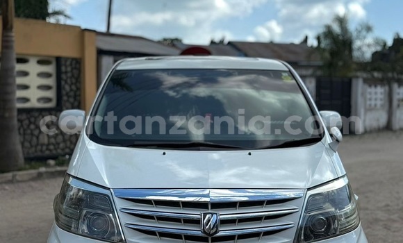 Buy Used Toyota Alphard White Car in Dar es Salaam in Dar es Salaam
