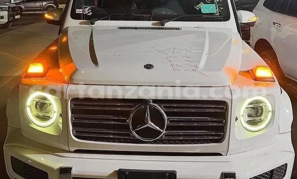 Nunua Imported Mercedes‒Benz G-klasse Nyeupe Gari ndani ya Dar es Salaam nchini Dar es Salaam