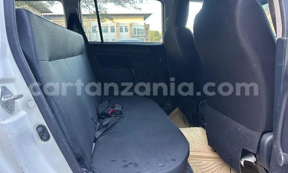 Nunua Imported Toyota Probox Nyeupe Gari ndani ya Dar es Salaam nchini Dar es Salaam Nunua Imported Toyota Probox Nyeupe Gari ndani ya Dar es Salaam nchini Dar es Salaam