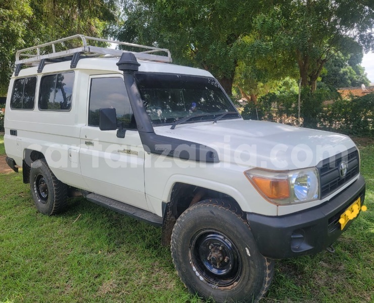Big with watermark toyota land cruiser mtwara mtwara 33158