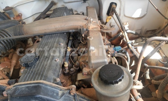 Buy Used Toyota Land Cruiser White Car in Mtwara in Mtwara Buy Used Toyota Land Cruiser White Car in Mtwara in Mtwara