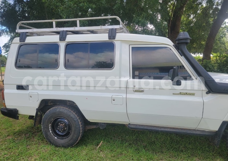 Big with watermark toyota land cruiser mtwara mtwara 33158