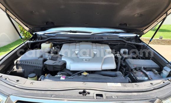 Nunua Ilio tumika Toyota Land Cruiser Nyingine Gari ndani ya Dar es Salaam nchini Dar es Salaam Nunua Ilio tumika Toyota Land Cruiser Nyingine Gari ndani ya Dar es Salaam nchini Dar es Salaam