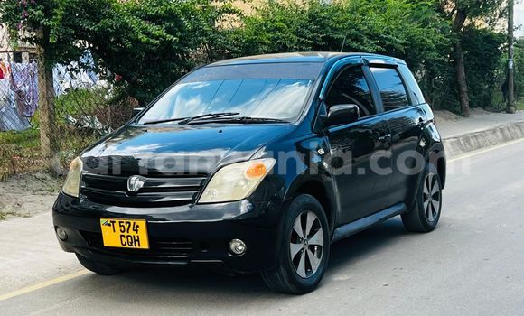 Buy Used Toyota IST Black Car in Dar es Salaam in Dar es Salaam