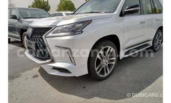 Nunua Imported Lexus LX Nyeupe Gari ndani ya Import - Dubai nchini Arusha Nunua Imported Lexus LX Nyeupe Gari ndani ya Import - Dubai nchini Arusha