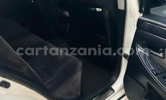 Nunua Ilio tumika Toyota Crown Nyeupe Gari ndani ya Dar es Salaam nchini Dar es Salaam Nunua Ilio tumika Toyota Crown Nyeupe Gari ndani ya Dar es Salaam nchini Dar es Salaam