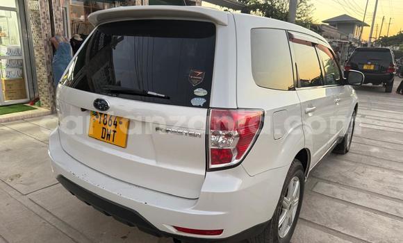 Nunua Ilio tumika Subaru Forester Nyeupe Gari ndani ya Dar es Salaam nchini Dar es Salaam Nunua Ilio tumika Subaru Forester Nyeupe Gari ndani ya Dar es Salaam nchini Dar es Salaam
