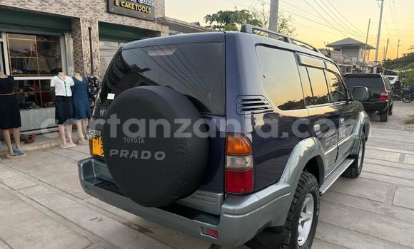 Nunua Ilio tumika Toyota Land Cruiser Prado Bluu Gari ndani ya Dar es Salaam nchini Dar es Salaam Nunua Ilio tumika Toyota Land Cruiser Prado Bluu Gari ndani ya Dar es Salaam nchini Dar es Salaam