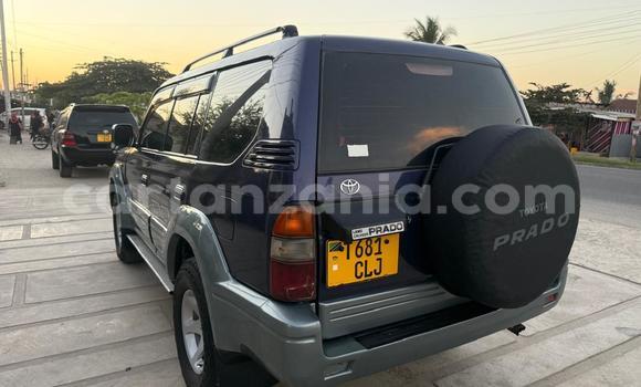 Nunua Ilio tumika Toyota Land Cruiser Prado Bluu Gari ndani ya Dar es Salaam nchini Dar es Salaam Nunua Ilio tumika Toyota Land Cruiser Prado Bluu Gari ndani ya Dar es Salaam nchini Dar es Salaam