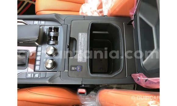 Nunua Imported Lexus LX Nyeupe Gari ndani ya Import - Dubai nchini Arusha Nunua Imported Lexus LX Nyeupe Gari ndani ya Import - Dubai nchini Arusha