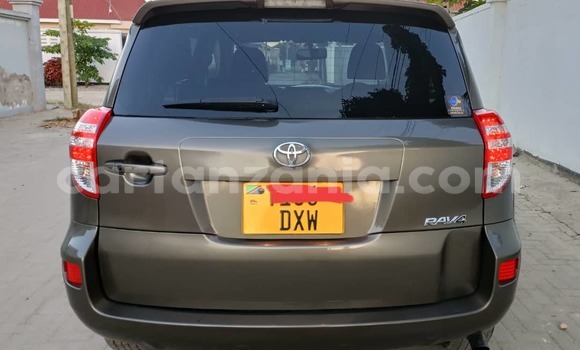 Nunua Ilio tumika Toyota RAV4 Nyingine Gari ndani ya Dar es Salaam nchini Dar es Salaam Nunua Ilio tumika Toyota RAV4 Nyingine Gari ndani ya Dar es Salaam nchini Dar es Salaam