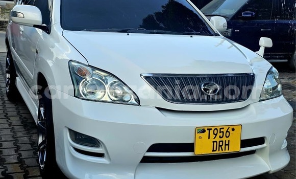 Nunua Ilio tumika Toyota Harrier Nyeupe Gari ndani ya Dar es Salaam nchini Dar es Salaam Nunua Ilio tumika Toyota Harrier Nyeupe Gari ndani ya Dar es Salaam nchini Dar es Salaam