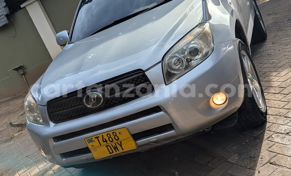 Buy Used Toyota RAV4 Silver Car in Dar es Salaam in Dar es Salaam