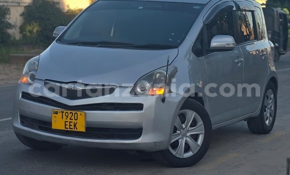 Nunua Ilio tumika Toyota Ractis Fedha Gari ndani ya Dar es Salaam nchini Dar es Salaam Nunua Ilio tumika Toyota Ractis Fedha Gari ndani ya Dar es Salaam nchini Dar es Salaam