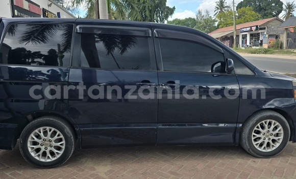 Nunua Ilio tumika Toyota Noah Bluu Gari ndani ya Dar es Salaam nchini Dar es Salaam Nunua Ilio tumika Toyota Noah Bluu Gari ndani ya Dar es Salaam nchini Dar es Salaam