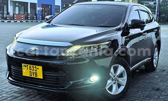 Nunua Ilio tumika Toyota Harrier Nyeusi Gari ndani ya Dar es Salaam nchini Dar es Salaam Nunua Ilio tumika Toyota Harrier Nyeusi Gari ndani ya Dar es Salaam nchini Dar es Salaam