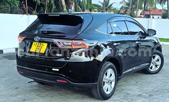 Nunua Ilio tumika Toyota Harrier Nyeusi Gari ndani ya Dar es Salaam nchini Dar es Salaam Nunua Ilio tumika Toyota Harrier Nyeusi Gari ndani ya Dar es Salaam nchini Dar es Salaam