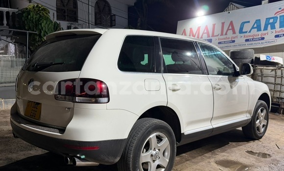 Buy Used Volkswagen Touareg White Car in Dar es Salaam in Dar es Salaam Buy Used Volkswagen Touareg White Car in Dar es Salaam in Dar es Salaam