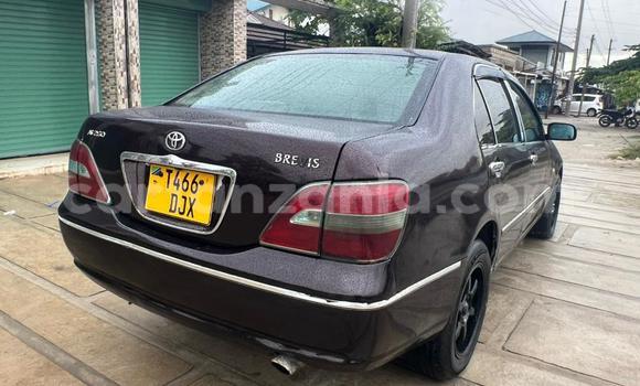 Nunua Ilio tumika Toyota Brevis Nyekundu Gari ndani ya Dar es Salaam nchini Dar es Salaam Nunua Ilio tumika Toyota Brevis Nyekundu Gari ndani ya Dar es Salaam nchini Dar es Salaam