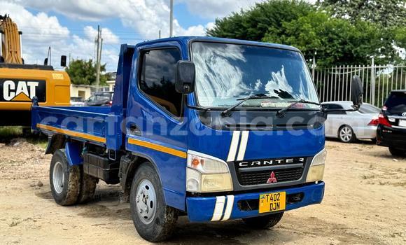 Nunua Ilio tumika Mitsubishi Fuso Fighter Bluu Lori ndani ya Dar es Salaam nchini Dar es Salaam Nunua Ilio tumika Mitsubishi Fuso Fighter Bluu Lori ndani ya Dar es Salaam nchini Dar es Salaam