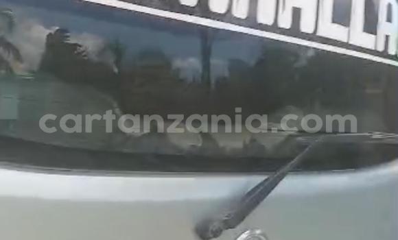 Nunua Ilio tumika Nissan Caravan Fedha Gari ndani ya Dar es Salaam nchini Dar es Salaam Nunua Ilio tumika Nissan Caravan Fedha Gari ndani ya Dar es Salaam nchini Dar es Salaam