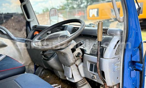 Nunua Ilio tumika Mitsubishi Fuso Fighter Bluu Lori ndani ya Dar es Salaam nchini Dar es Salaam Nunua Ilio tumika Mitsubishi Fuso Fighter Bluu Lori ndani ya Dar es Salaam nchini Dar es Salaam