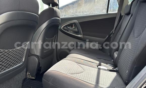Nunua Imported Toyota Vanguard Nyeusi Gari ndani ya Dar es Salaam nchini Dar es Salaam Nunua Imported Toyota Vanguard Nyeusi Gari ndani ya Dar es Salaam nchini Dar es Salaam