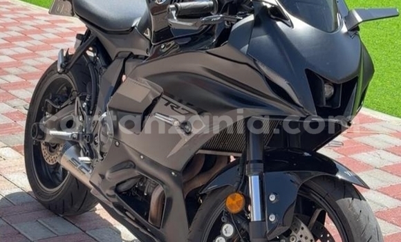 Buy Used Yamaha YZF Black Bike in Arusha in Arusha