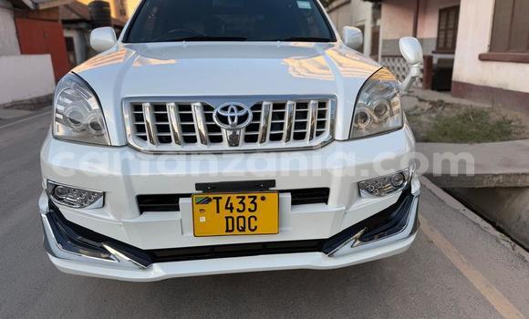 Buy Used Toyota Prado White Car in Dar es Salaam in Dar es Salaam Buy Used Toyota Prado White Car in Dar es Salaam in Dar es Salaam