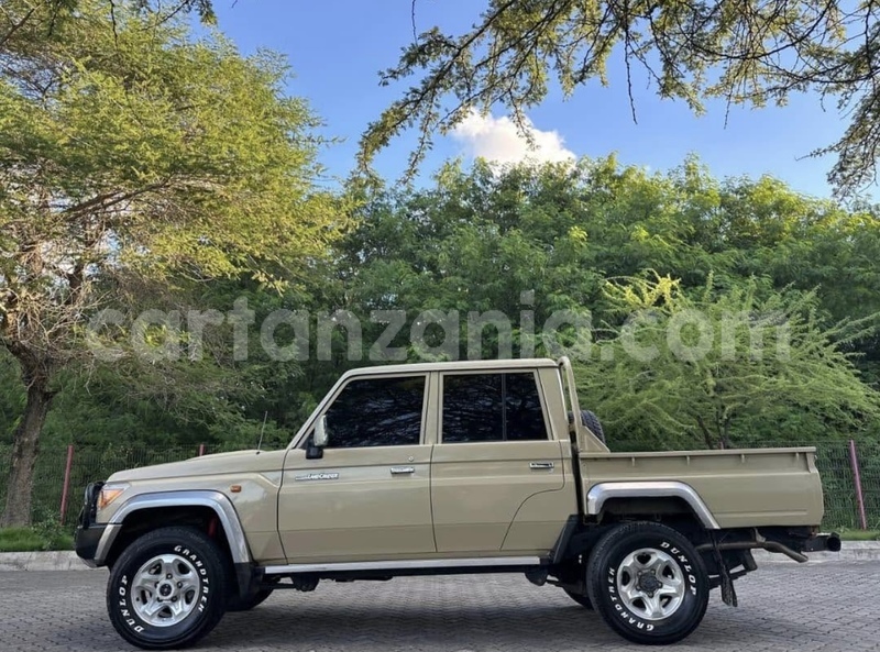 Big with watermark toyota land cruiser dar es salaam dar es salaam 33230