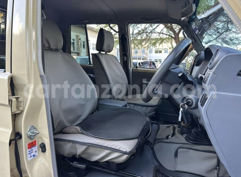 Big with watermark toyota land cruiser dar es salaam dar es salaam 33230