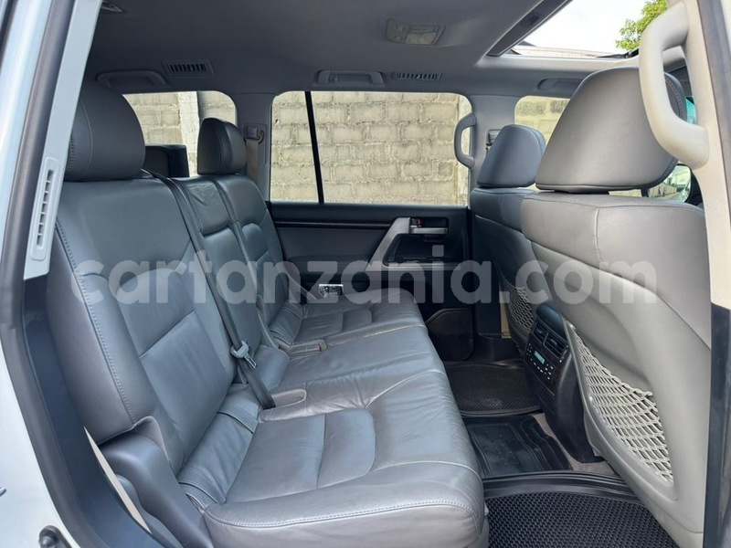 Big with watermark toyota land cruiser dar es salaam dar es salaam 33231