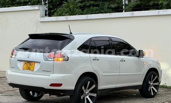 Nunua Ilio tumika Toyota Harrier Nyeupe Gari ndani ya Dar es Salaam nchini Dar es Salaam Nunua Ilio tumika Toyota Harrier Nyeupe Gari ndani ya Dar es Salaam nchini Dar es Salaam
