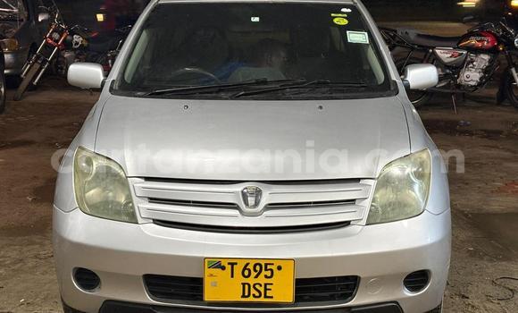 Buy Used Toyota IST Silver Car in Dar es Salaam in Dar es Salaam Buy Used Toyota IST Silver Car in Dar es Salaam in Dar es Salaam