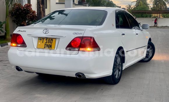 Buy Used Toyota Crown White Car in Dar es Salaam in Dar es Salaam Buy Used Toyota Crown White Car in Dar es Salaam in Dar es Salaam
