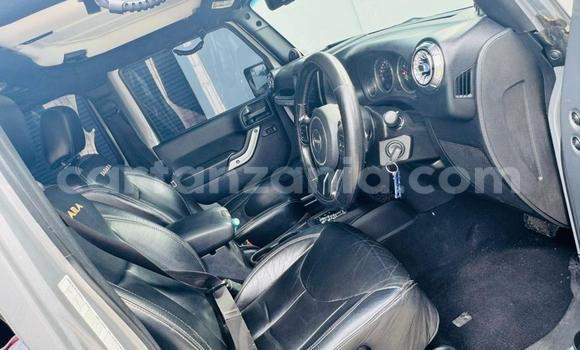 Nunua Ilio tumika Jeep Wrangler Fedha Gari ndani ya Dar es Salaam nchini Dar es Salaam Nunua Ilio tumika Jeep Wrangler Fedha Gari ndani ya Dar es Salaam nchini Dar es Salaam