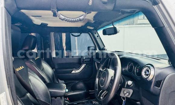 Nunua Ilio tumika Jeep Wrangler Fedha Gari ndani ya Dar es Salaam nchini Dar es Salaam Nunua Ilio tumika Jeep Wrangler Fedha Gari ndani ya Dar es Salaam nchini Dar es Salaam