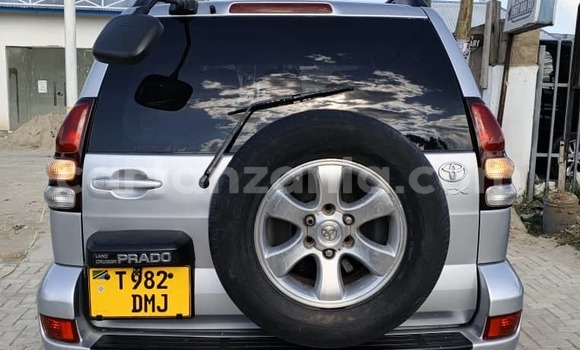 Nunua Ilio tumika Toyota Land Cruiser Prado Fedha Gari ndani ya Dar es Salaam nchini Dar es Salaam Nunua Ilio tumika Toyota Land Cruiser Prado Fedha Gari ndani ya Dar es Salaam nchini Dar es Salaam