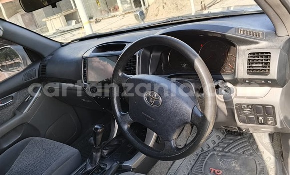 Nunua Ilio tumika Toyota Land Cruiser Prado Fedha Gari ndani ya Dar es Salaam nchini Dar es Salaam Nunua Ilio tumika Toyota Land Cruiser Prado Fedha Gari ndani ya Dar es Salaam nchini Dar es Salaam