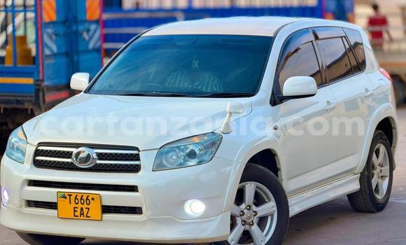 Buy Used Toyota RAV4 White Car in Dar es Salaam in Dar es Salaam