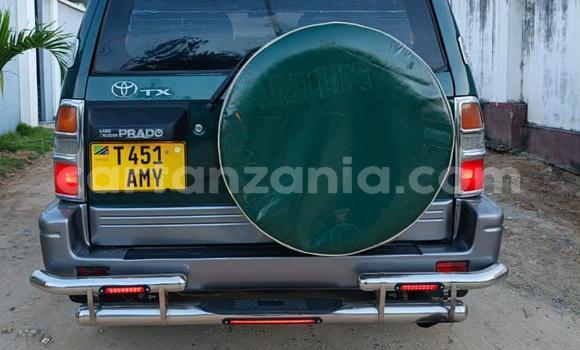Nunua Ilio tumika Toyota Land Cruiser Prado Nyingine Gari ndani ya Dar es Salaam nchini Dar es Salaam Nunua Ilio tumika Toyota Land Cruiser Prado Nyingine Gari ndani ya Dar es Salaam nchini Dar es Salaam