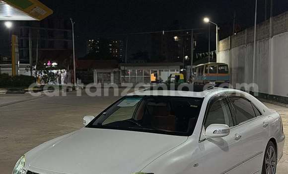 Nunua Ilio tumika Toyota Crown Nyeupe Gari ndani ya Dar es Salaam nchini Dar es Salaam Nunua Ilio tumika Toyota Crown Nyeupe Gari ndani ya Dar es Salaam nchini Dar es Salaam