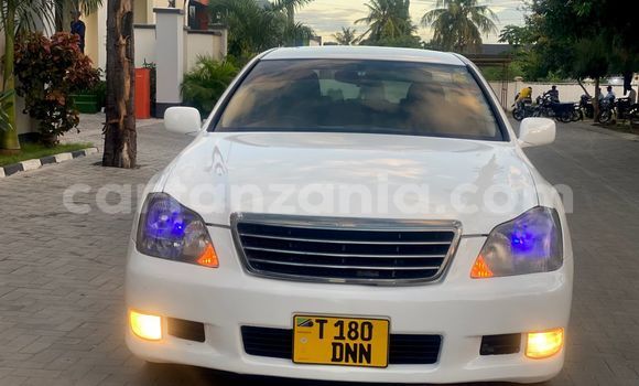 Buy Used Toyota 2000GT White Car in Dar es Salaam in Dar es Salaam