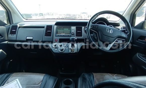 Buy Import Honda Crossroad Blue Car in Dar es Salaam in Dar es Salaam Buy Import Honda Crossroad Blue Car in Dar es Salaam in Dar es Salaam