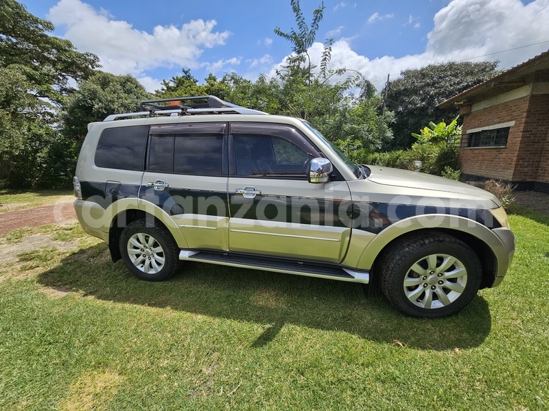 Big with watermark mitsubishi pajero arusha arusha 33269