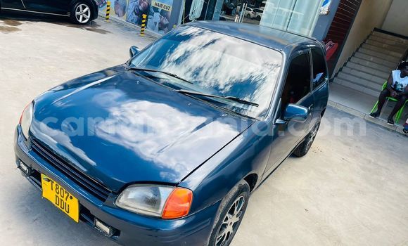 Nunua Ilio tumika Toyota Starlet Bluu Gari ndani ya Dar es Salaam nchini Dar es Salaam Nunua Ilio tumika Toyota Starlet Bluu Gari ndani ya Dar es Salaam nchini Dar es Salaam